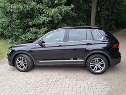 Zwart Gebruikt 2019 VW Tiguan Comfortline SUV | € 23.000 (Duur)