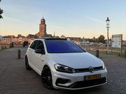 Wit Gebruikt 2017 VW Golf VII R Stationwagen | € 22.999