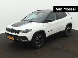 Wit Gebruikt 2023 Jeep Compass Trailhawk SUV | € 30.940 (Iets duurder)