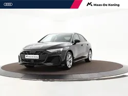 Zwart Gebruikt 2024 Audi A3 S-Line Sedan | € 36.440 (Goede deal)