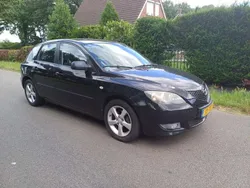 Zwart, metallic lak Gebruikt 2005 Mazda 3 Hatchback | € 2.450