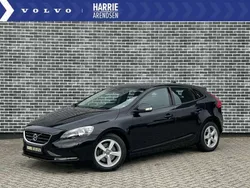 Zwart Gebruikt 2014 Volvo V40 Kinetic Stationwagen | € 14.899 (Iets duurder)