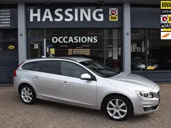 Grijs Gebruikt 2017 Volvo V60 Kinetic Stationwagen | € 18.950 (Iets duurder)