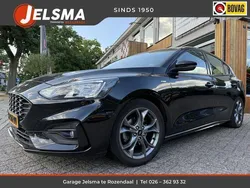 Zwart Gebruikt 2020 Ford Focus ST-Line Hatchback | € 14.500 (Goede deal)