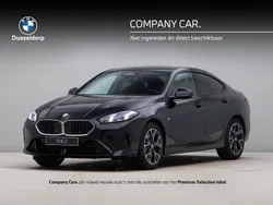 Zwart, metallic lak Gebruikt 2025 BMW 220 Comfort Edition Coupé | € 45.950 (Eerlijke prijs)