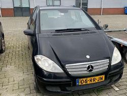 Zwart Gebruikt 2005 Mercedes A150 Classic Stationwagen | € 350