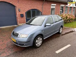 Blauw Gebruikt 2008 Skoda Fabia Stationwagen | € 1.950 (Eerlijke prijs)