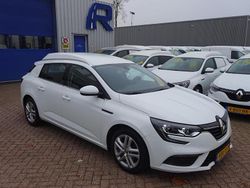 Wit Gebruikt 2019 Renault Mégane IV Luxe | € 9.450 (Eerlijke prijs)