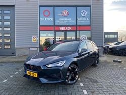 Grijs Gebruikt 2023 Cupra Leon Stationwagen | € 29.750 (Eerlijke prijs)