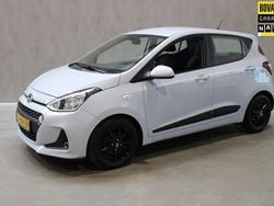 Blauw Gebruikt 2020 Hyundai i10 Comfort Hatchback | € 9.995 (Eerlijke prijs)