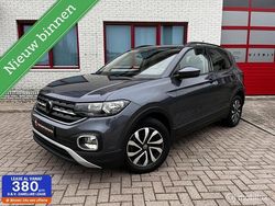 Grijs Gebruikt 2022 VW T-Cross Life SUV | € 23.450 (Goede deal)