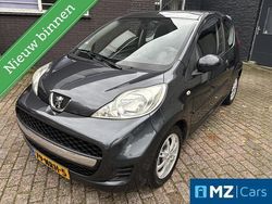 Grijs Gebruikt 2010 Peugeot 107 Urban Move Hatchback | € 2.995 (Eerlijke prijs)