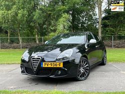 Zwart Gebruikt 2010 Alfa Romeo Giulietta Quadrifoglio Verde Hatchback | € 8.950 (Eerlijke prijs)