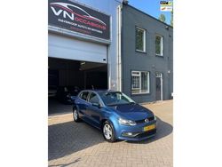 Blauw Gebruikt 2014 VW Polo Hatchback | € 11.950 (Eerlijke prijs)