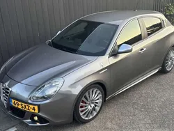 Grijs Gebruikt 2012 Alfa Romeo Giulietta Hatchback | € 14.750 (Duur)