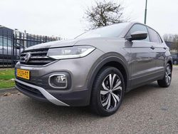 Grijs Gebruikt 2019 VW T-Cross Executive SUV | € 19.945 (Eerlijke prijs)