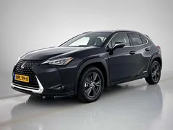 Zwart Gebruikt 2019 Lexus UX Luxury Line SUV | € 30.945 (Eerlijke prijs)