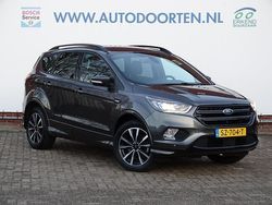 Grijs Gebruikt 2018 Ford Kuga ST-Line SUV | € 14.950 (Goede deal)