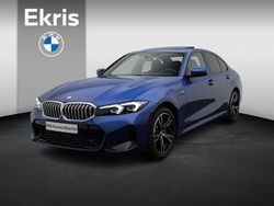 Blauw Gebruikt 2025 BMW 330e Executive Sedan | € 49.900 (Super prijs)