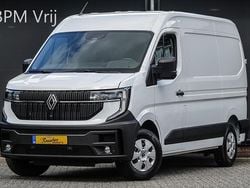 Wit Nieuw 2024 Renault Master Van | € 33.950 (Goede deal)