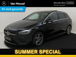Zwart Gebruikt 2024 Mercedes B250e AMG line MPV | € 41.945 (Eerlijke prijs)