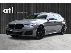 Grijs Gebruikt 2022 BMW 530 Executive Stationwagen | € 49.950 (Duur)