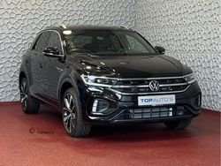 Zwart Nieuw 2025 VW T-Roc R-line SUV | € 43.740 (Duur)