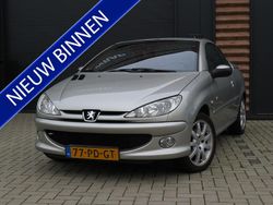 Grijs Gebruikt 2004 Peugeot 206 Roland Garros Cabriolet | € 2.790 (Duur)
