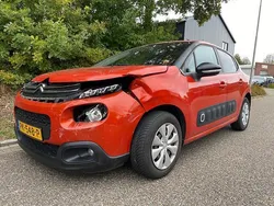 Oranje Gebruikt 2017 Citroën C3 Feel Hatchback | € 3.249 (Super prijs)