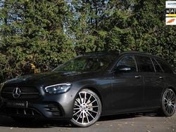 Grijs (metallic) Gebruikt 2022 Mercedes E200 Premium Plus Stationwagen | € 37.995 (Goede deal)