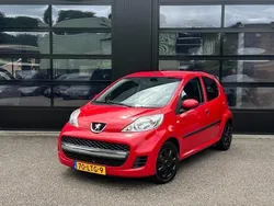 Rood Gebruikt 2010 Peugeot 107 Urban Move Hatchback | € 2.499 (Goede deal)