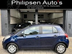 Blauw Gebruikt 2010 Toyota Yaris Hatchback | € 4.740 (Eerlijke prijs)
