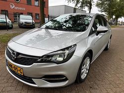Grijs Gebruikt 2021 Opel Astra Design & Tech Hatchback | € 10.499 (Super prijs)