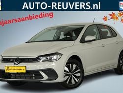 Beige Gebruikt 2024 VW Polo Move Hatchback | € 24.900 (Eerlijke prijs)