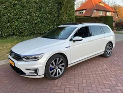 Wit Gebruikt 2015 VW Passat Highline Stationwagen | € 9.500 (Goede deal)