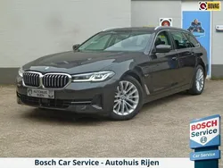Grijs, metallic lak Gebruikt 2022 BMW 530e Comfort Edition Stationwagen | € 38.945
