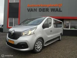 Grijs, metallic lak Gebruikt 2015 Renault Trafic Van | € 20.999
