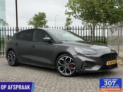Grijs Gebruikt 2018 Ford Focus ST-Line Hatchback | € 18.950 (Duur)