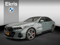 Groen Nieuw 2025 BMW 540 M Sport Sedan | € 126.900