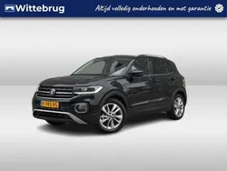 Zwart, metallic lak Gebruikt 2021 VW T-Cross Style SUV | € 24.450 (Eerlijke prijs)