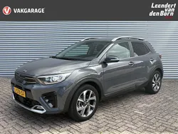 Grijs, metallic lak Gebruikt 2021 Kia Stonic GT-Line SUV | € 20.995 (Eerlijke prijs)