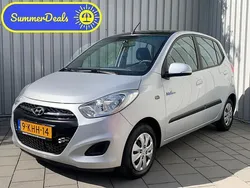 Grijs, metallic lak Gebruikt 2013 Hyundai i10 Hatchback | € 5.945 (Eerlijke prijs)