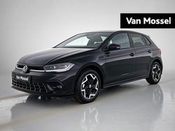Zwart Nieuw 2025 VW Polo R-line Edition Hatchback | € 37.200 (Duur)