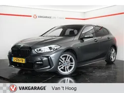 Grijs Gebruikt 2021 BMW 118 M Sport Hatchback | € 24.944 (Eerlijke prijs)