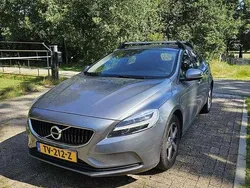 Grijs Gebruikt 2018 Volvo V40 Momentum Stationwagen | € 14.950 (Goede deal)