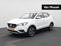 Wit Gebruikt 2020 MG ZS Luxury Sedan | € 13.945 (Goede deal)