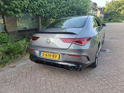 Grijs Gebruikt 2023 Mercedes CLA250 AMG line Sedan | € 33.000 (Eerlijke prijs)