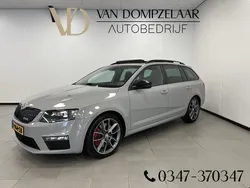 Grijs Gebruikt 2016 Skoda Octavia RS Stationwagen | € 14.950