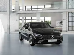 Zwart Gebruikt 2024 Mercedes CLA250e Luxury Sedan | € 40.950 (Super prijs)