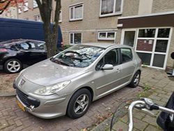 Beige Gebruikt 2006 Peugeot 307 Hatchback | € 1.950 (Eerlijke prijs)